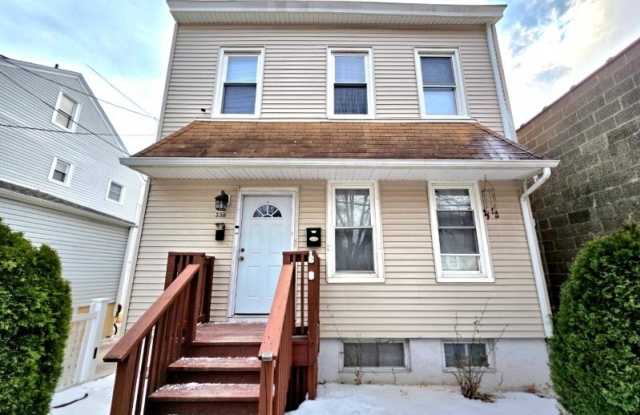 330 N 10Th St photos photos