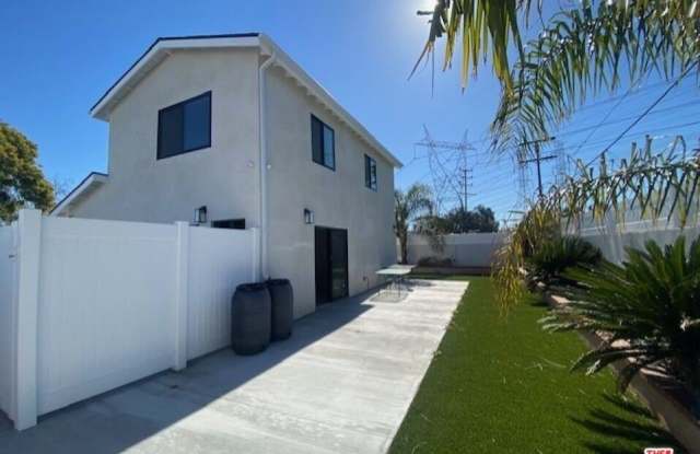 6059 Riverton Avenue photos photos