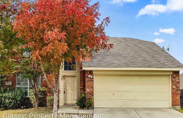 8133 Hennessey Trail  L/O - 8133 Hennessey Trail, Fort Worth, TX 76131