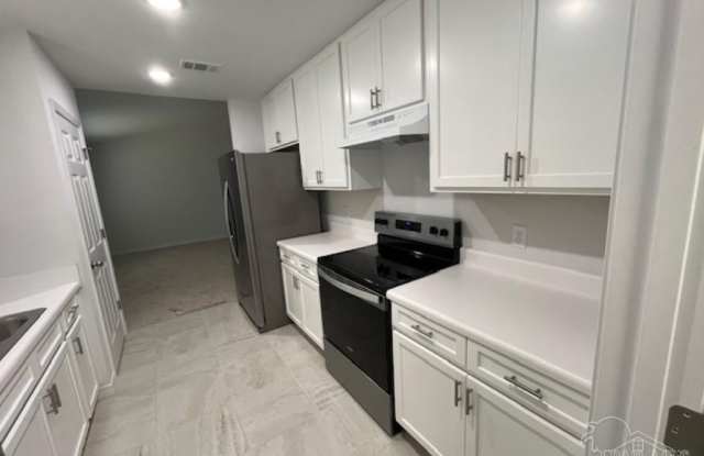 9606 Pickwood Dr Gallery 3