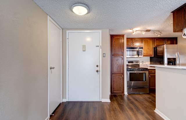 3919 Fairmont Pkwy Apt 151 Gallery 2