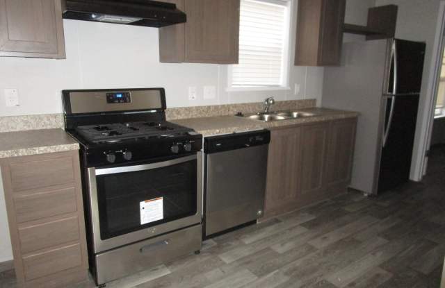 6830 East North Avenue photos photos