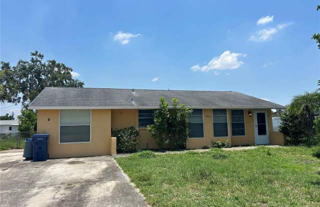 4427 58TH STREET W photos photos