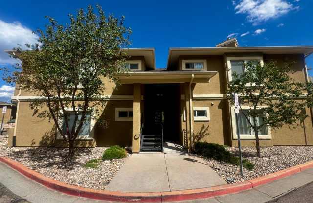 2 Bedroom Condo In Mountain Shadows photos photos