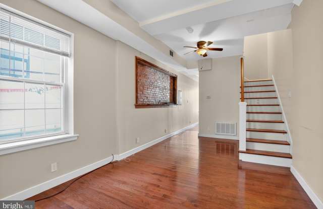 112 E ALLEN Street Gallery 4