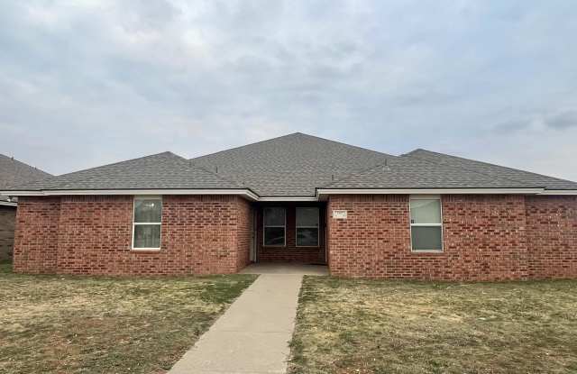 502 N Chicago Avenue - 502 North Chicago Avenue, Lubbock, TX 79416 502 N Chicago Avenue - 502 North Chicago Avenue, Lubbock, TX 79416