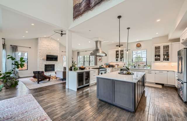 Refined Boulder Living - Furnished 5BDR Gem photos photos