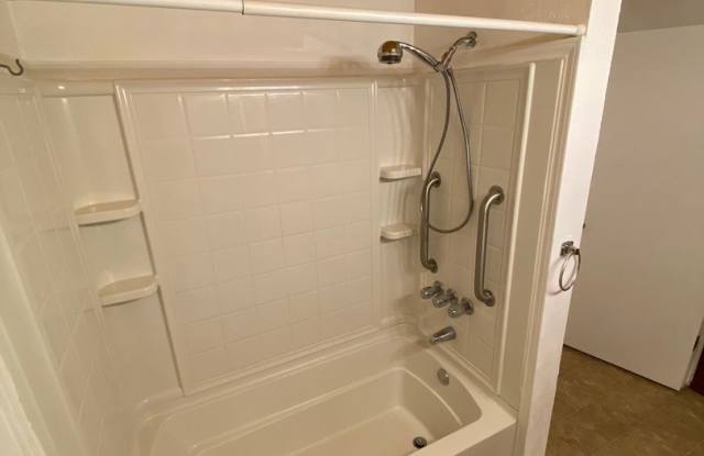 Beautiful house! - 5212 13th Street, Port Arthur, TX 77642