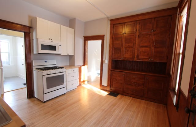 3020 Polk St North East - 3020 Northeast Polk Street, Minneapolis, MN 55418