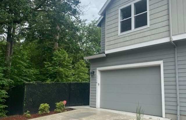 3309 E 36th Court Gallery 2