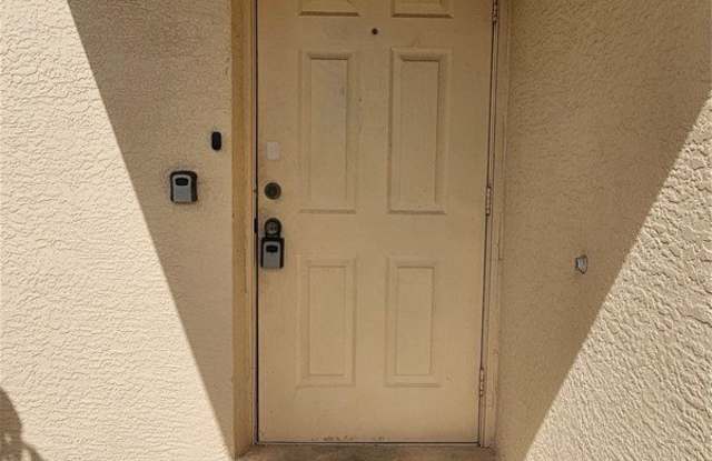 4526 Santa Barbara Boulevard Gallery 2
