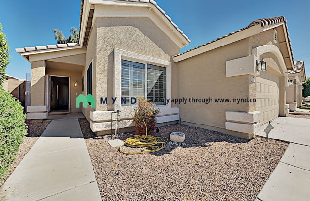 3526 W Questa Dr - 3526 West Questa Drive, Phoenix, AZ 85310