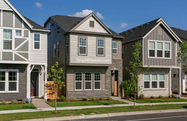 Fantastic 4 Bedroom Home In Highly Sought Villebois Community! - 28947 Costa Circle West, Wilsonville, OR 97070