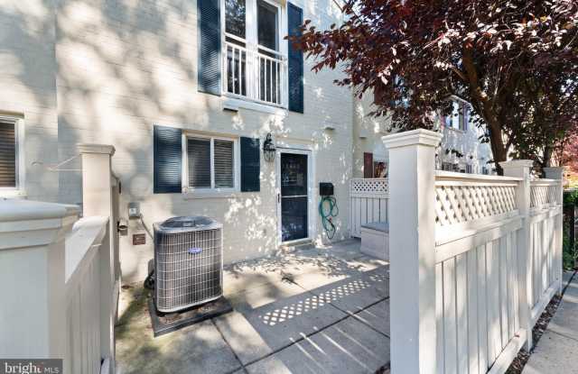 1431 N VAN DORN STREET photos photos