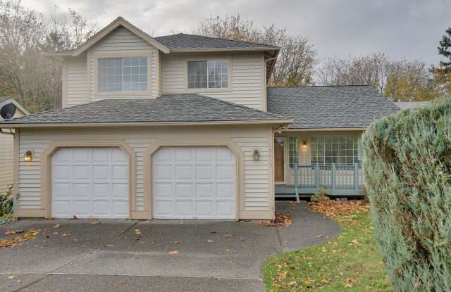 Renton Multi-level home photos photos
