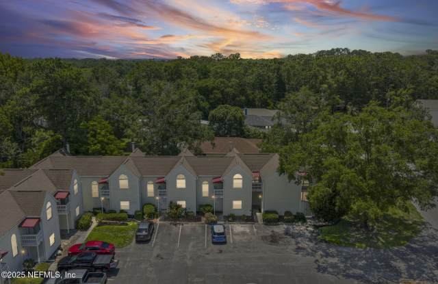 2300 TWELVE OAKS Drive unit: K-14 photos photos