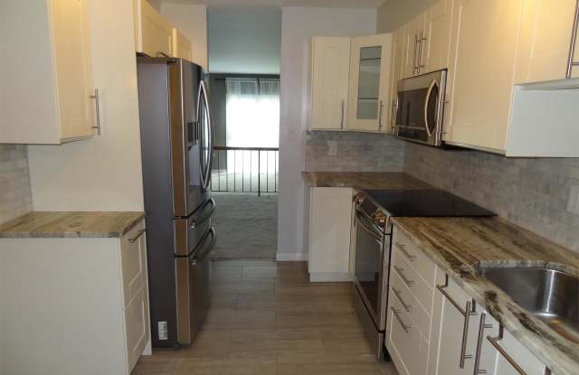 7453 Swan Point Way - 1 Gallery 2