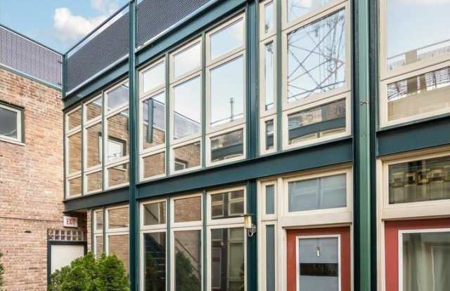 1446 S Michigan Avenue Gallery 2