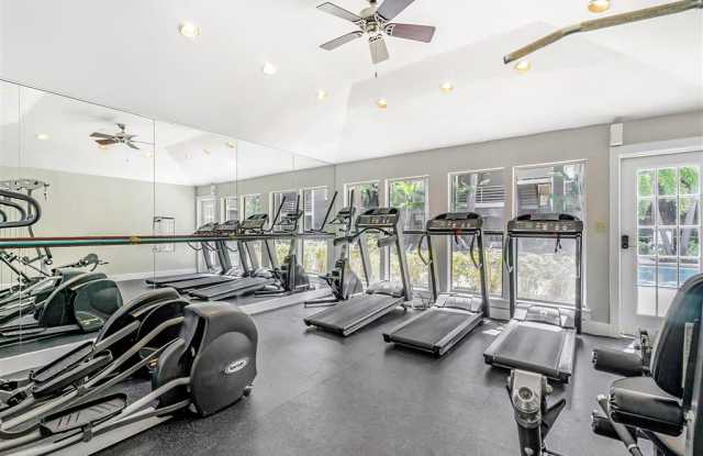 South Pointe Apartments Gallery 4