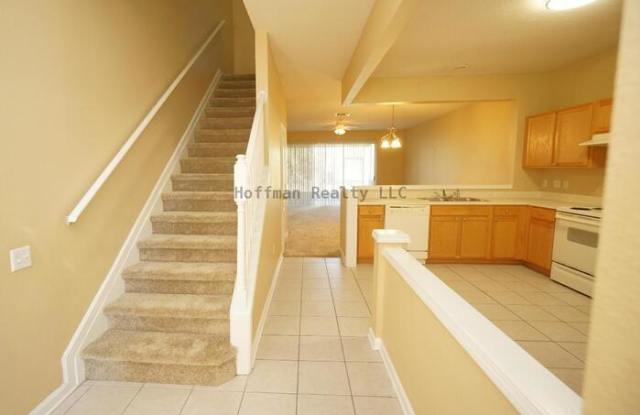 1038 Vista Cay Court Gallery 2