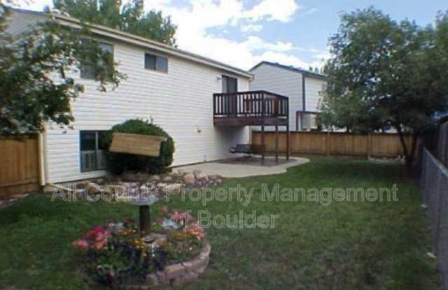 1555 Feltham Pl photos photos