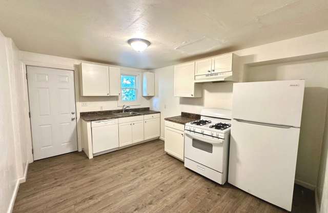 Updated 4 Bed, 1 Bath Home in Hazelwood - Central AC  Heat, Minutes from Downtown - Available Now! photos photos
