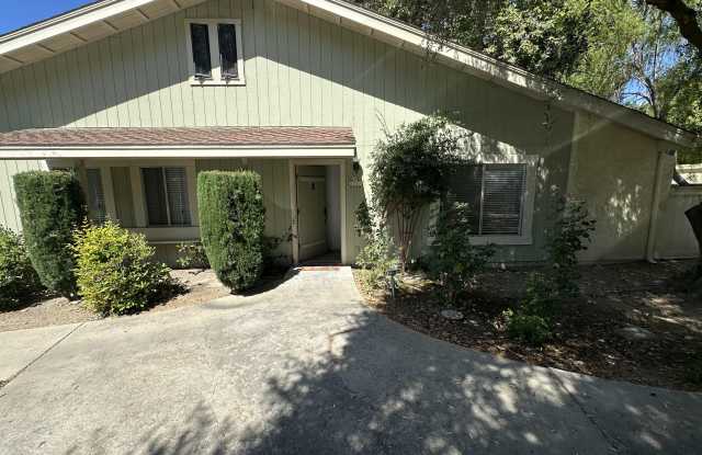 2077 Village Lane - 1 photos photos
