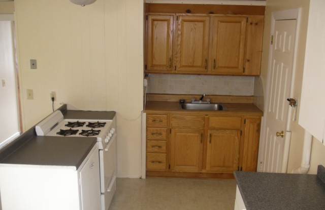 2 Sudbury Ct Apt 5 - 2 Sudbury Court, Maynard, MA 01754