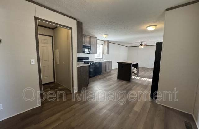 8701 NE 107th P - 8701 Northeast 107th Street, Kansas City, MO 64157