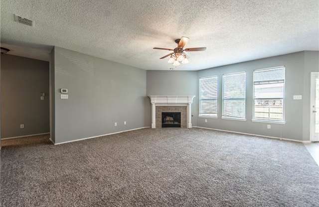 9508 Saddle Drive Gallery 4