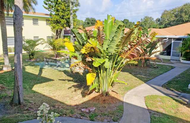 P233 - Lynd #9 photos photos