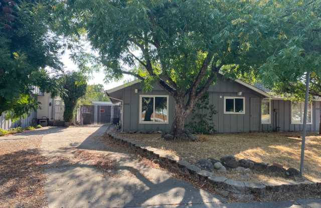 NICE HALF PLEX IN ROCKLIN! COMING SOON! - 2606 South Whitney Boulevard, Rocklin, CA 95677