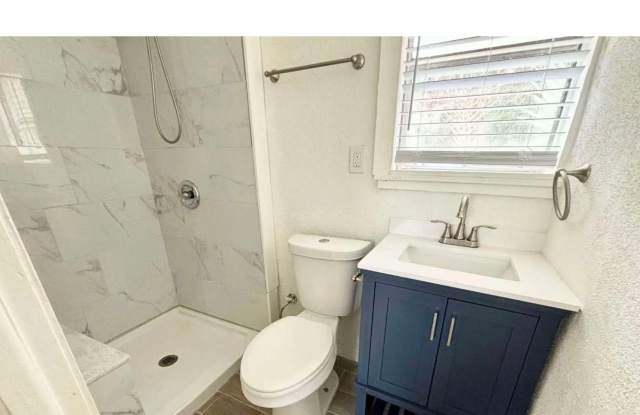 4826 S US HWY 441 APT #105 Gallery 4
