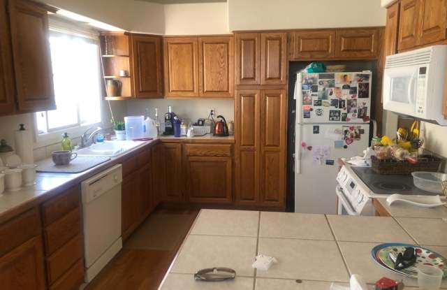 14384 Peaceful Glen Grove Gallery 3