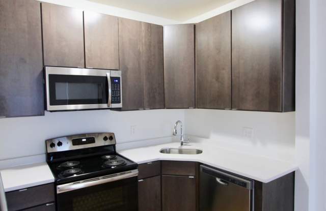 55 Forest Ave Apt photos photos