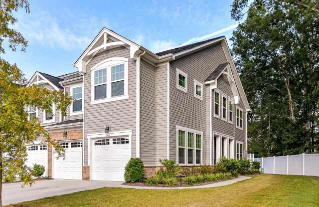 5661 De Vere Drive photos photos