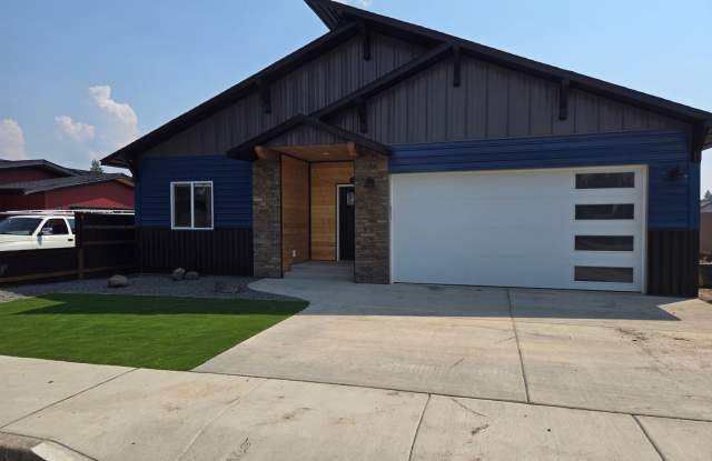 3-Bed, 2-Bath Newer Construction Rancher Located in Midtown CDA photos photos