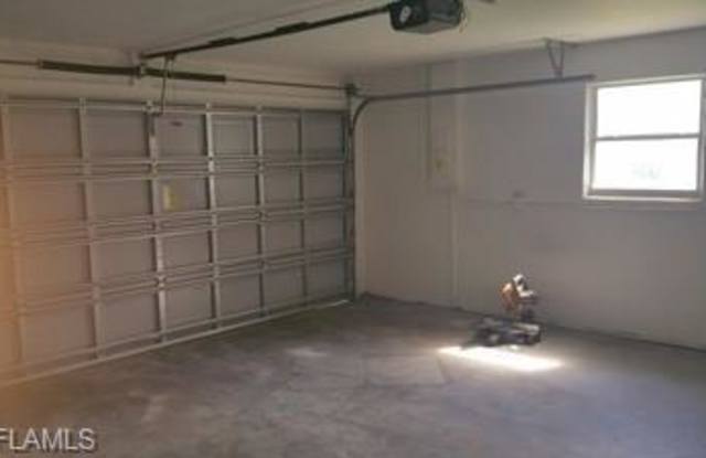 7370 Sea Island RD Gallery 4