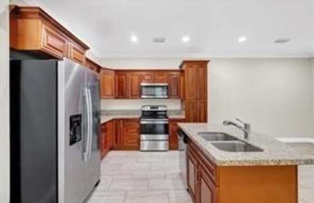 306 N 18th Court unit: 2 photos photos 306 N 18th Court unit: 2 photos photos