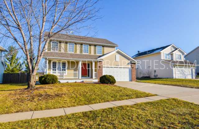 Beautiful 4 Bedroom Home in Waukee home with a fantastic yard! - 1145 Southeast Indigo Lane, Waukee, IA 50263
