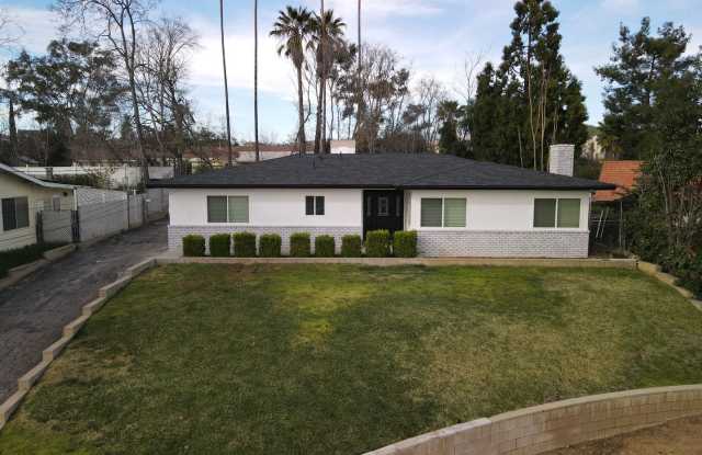 Beautiful Yucaipa Home with Private Garage photos photos