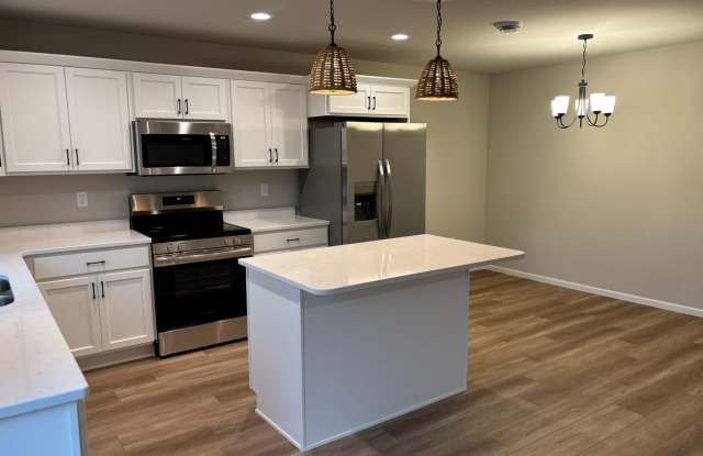 Spacious  Stylish 3-Bed Home with Modern Finishes and Attached 2-Stall Garage photos photos