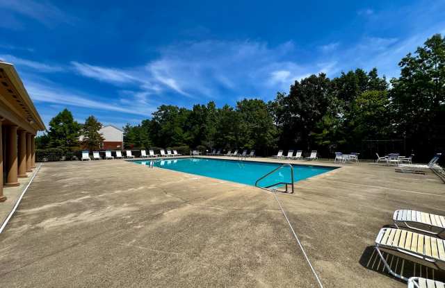 Large executive home in pool community Mason, Oh Gallery 4