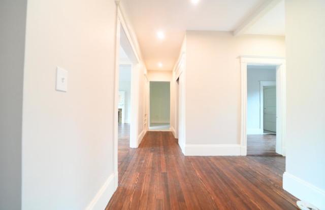 1712 Beacon St. Gallery 2