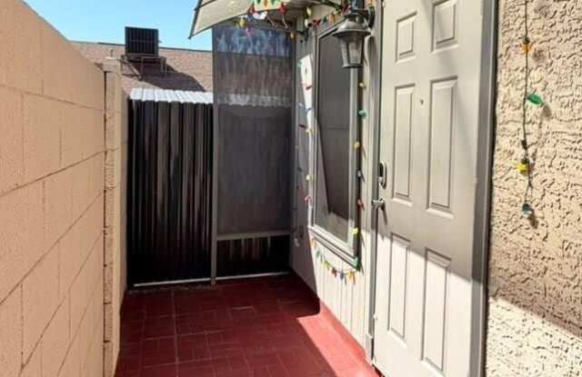7529 W Comet Avenue Gallery 1