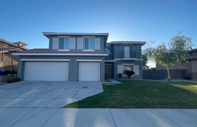 Victorville- Tanamera Home- 4 Bedrooms, 3.5 bathrooms, Two story, Great Entertainment Home - 13204 4 Hills Way, Victorville, CA 92392
