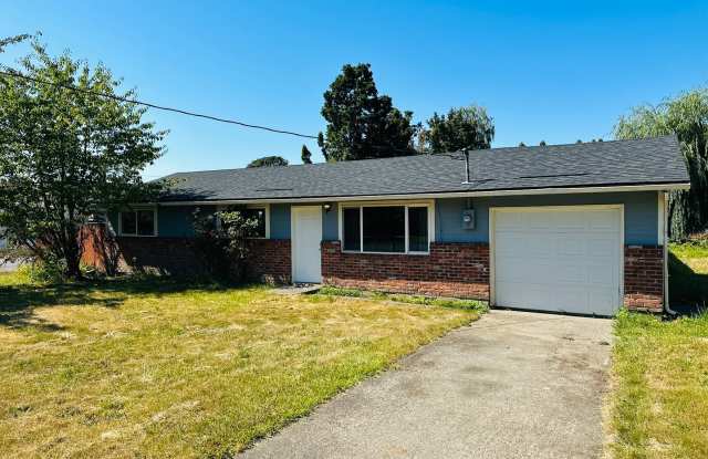 Charming and Newly Renovated One Level Home photos photos