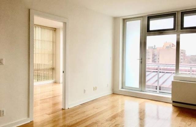 4007 73rd St Apt 4E Gallery 4