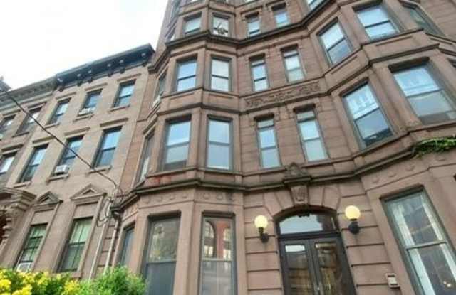 518 HUDSON ST photos photos
