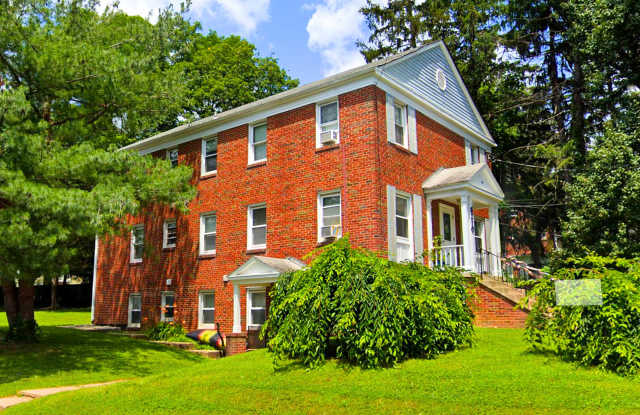 8210 Greenwood Avenue D&amp;G PROPERTIES LLC photos photos